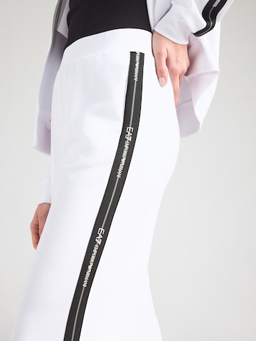 EA7 Emporio Armani Широкий Штаны в Белый