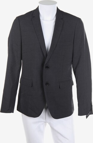 Avant Première Suit Jacket in M-L in Grey: front