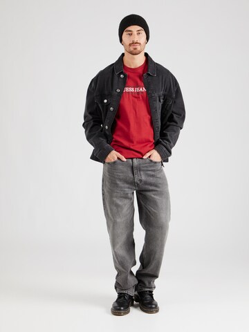 GUESS JEANS Μπλουζάκι σε κόκκινο