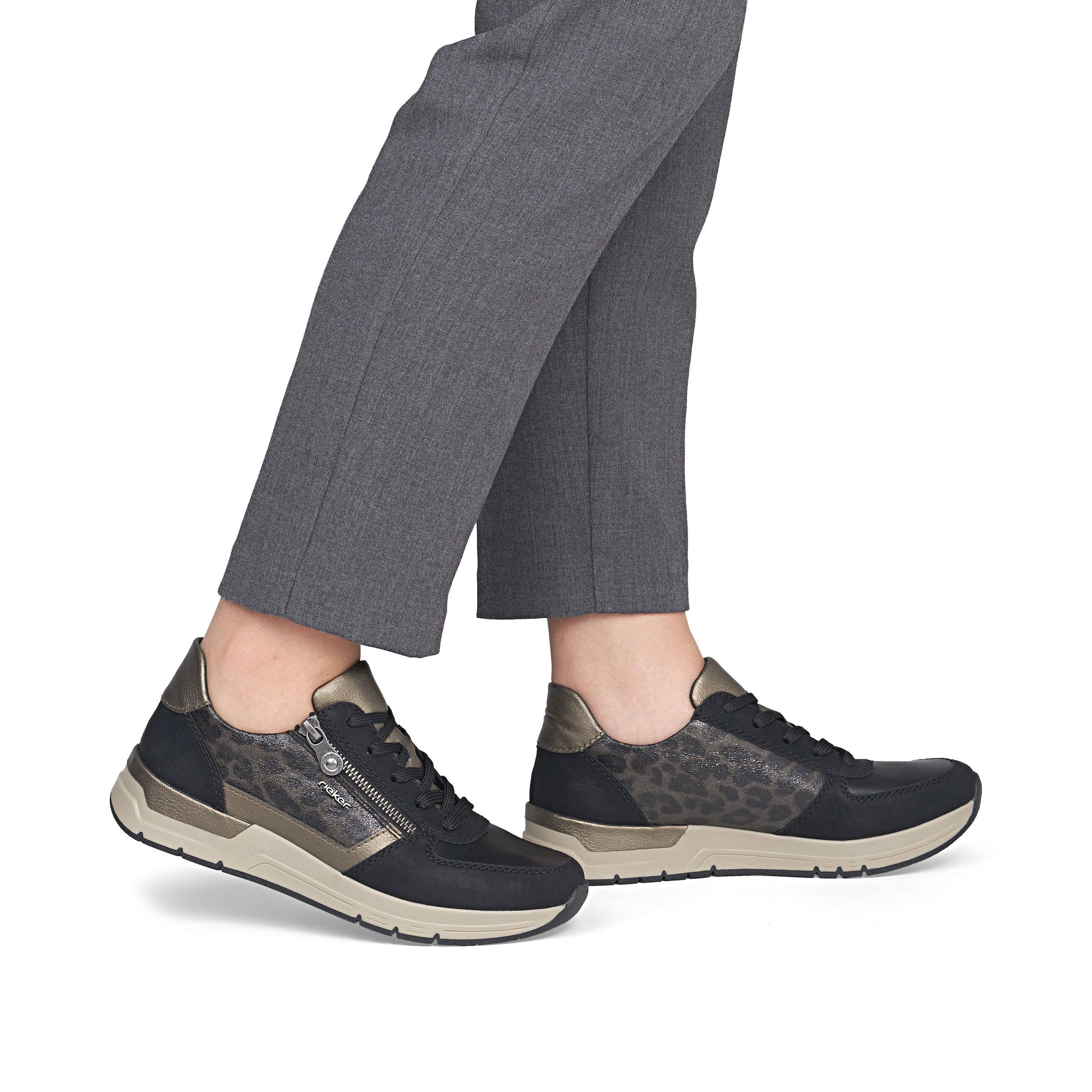 Baskets basses Rieker en noir
