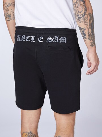 UNCLE SAM Regular Shorts in Schwarz