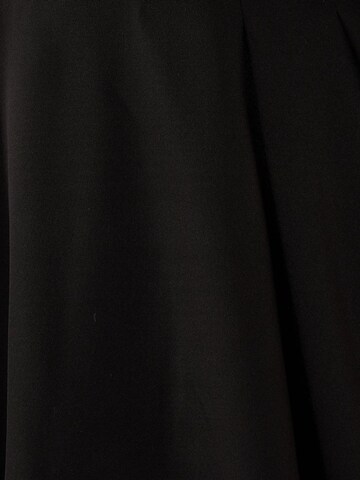 Hiccup Skirt in Black