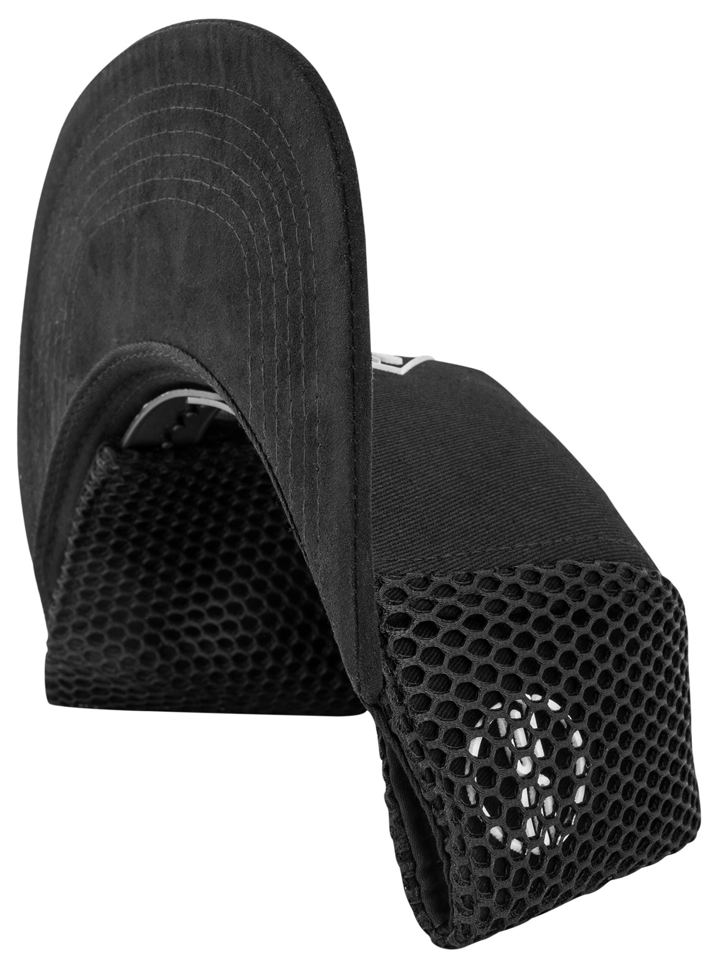 Blackskies Cap 'Ancient Gods' in Black