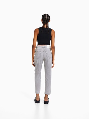 Bershka Regular Jeans in Grijs