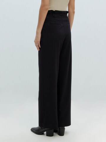 EDITED Flared Trousers 'Annelie' in Black