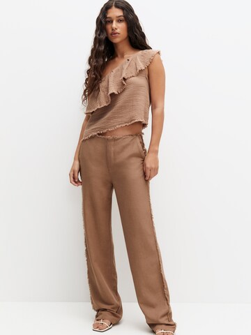 Pull&Bear Wide leg Pants in Brown