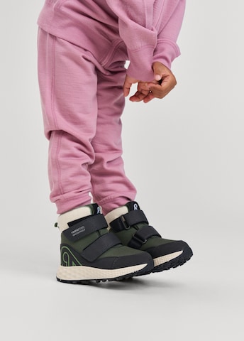Bottes de neige ' Hallava ' Reima en vert : devant
