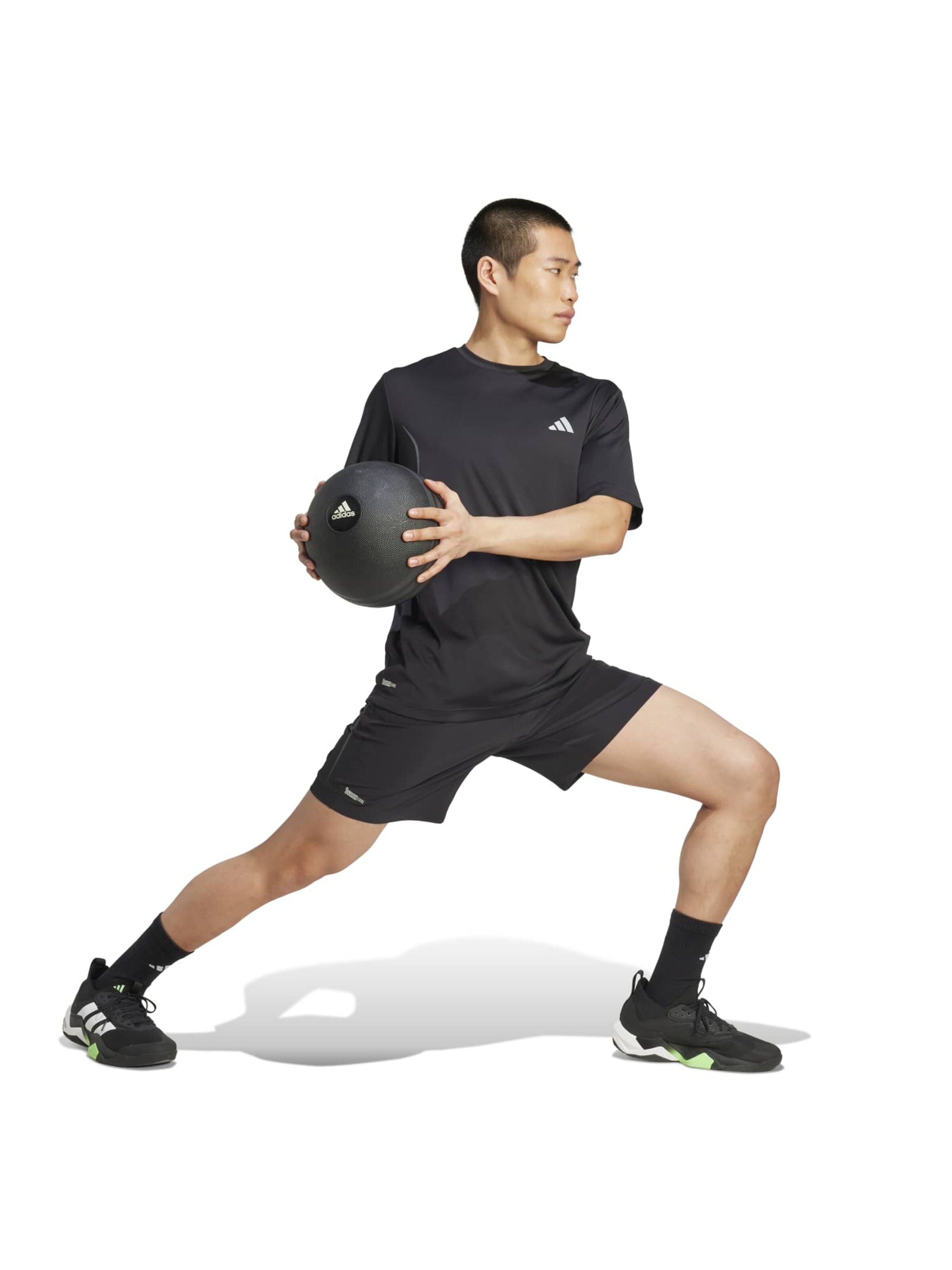 ADIDAS PERFORMANCE Funkční tričko – černá: přední strana