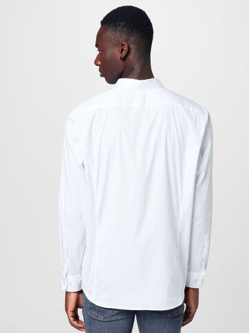 Coupe slim Chemise 'Victor' JOOP! en blanc