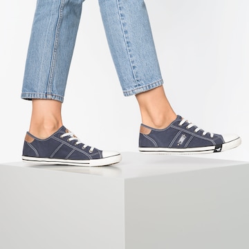 MUSTANG Sneaker in Blau