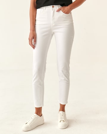 TATUUM Regular Jeans 'ROMIKI' in White: front