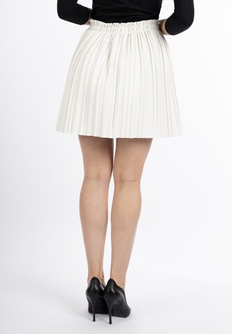 faina Skirt in White