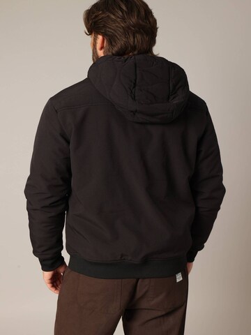 Veste mi-saison 'Flay' Deeluxe en noir
