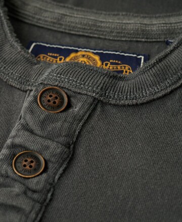 Superdry Shirt 'Athletic Chariot' in Grijs