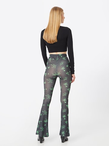 Flared Pantaloni di Nasty Gal in nero