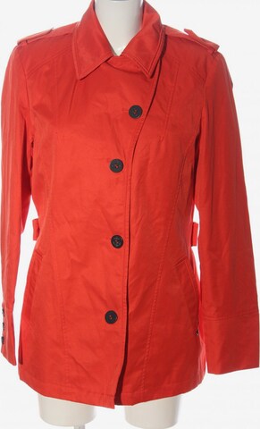 Beaumont Jacket & Coat in L in Red: front