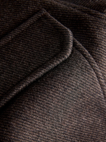 Jack & Jones Plus - Chaqueta de entretiempo 'JPRBLUWakefield' en marrón