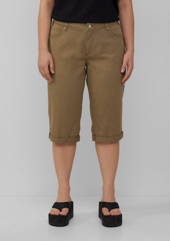 Coupe slim Jean 'Catie' QS en vert : devant
