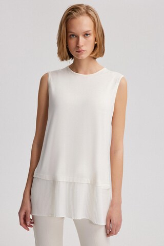Touche Prive Top in Wit: voorkant