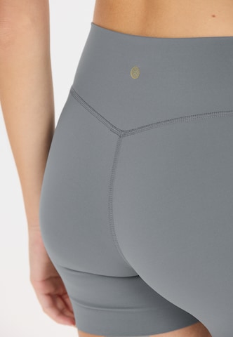 Athlecia Slimfit Tights 'Luxe' in Grau