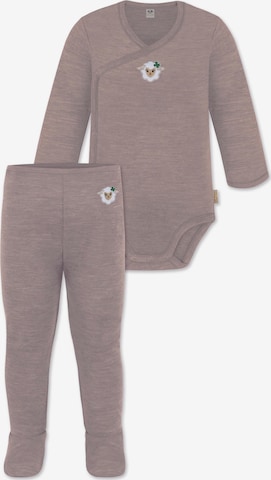 Ensemble de linge normani en rose : devant