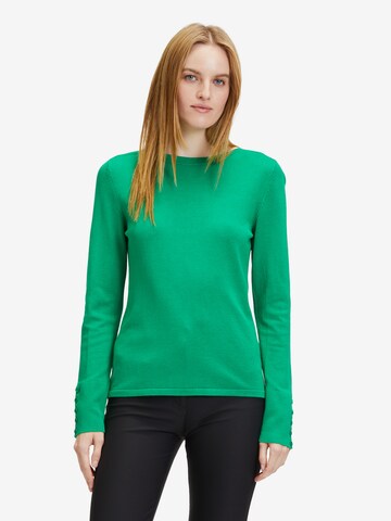 Betty Barclay Sweater in Green: front