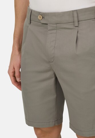 Boggi Milano Slim fit Pleat-front trousers in Green