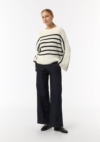 Pull-over COMMA en blanc