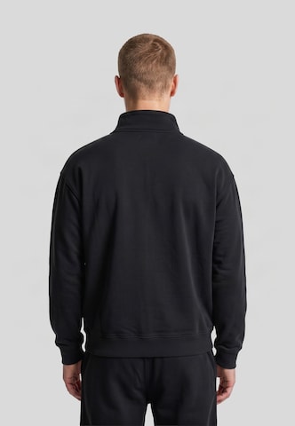 Urban Classics Sweatshirt in Schwarz: Rückseite