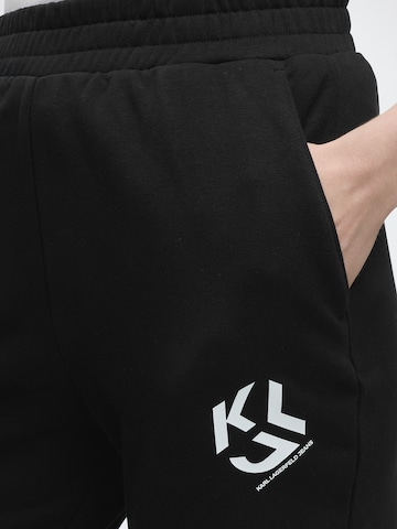 KARL LAGERFELD JEANS Tapered Byxa i svart