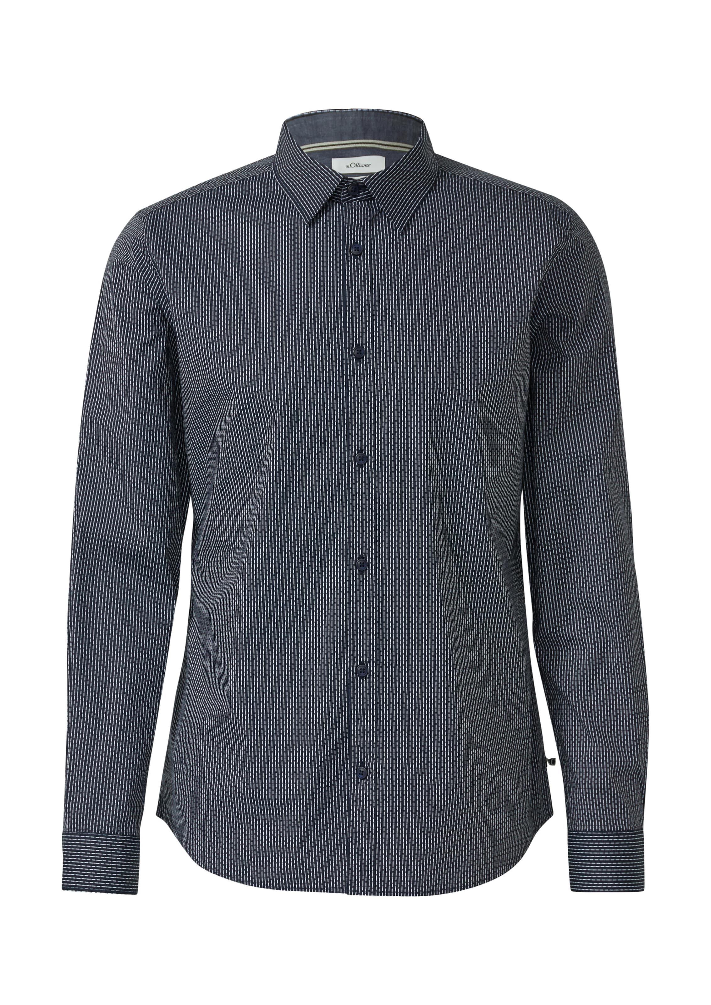 s.Oliver Chemise en bleu marine / blanc, Vue avec produit