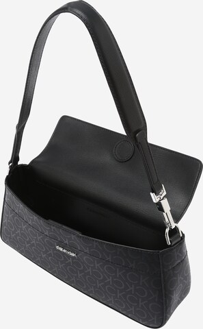 Calvin Klein Shoulder Bag in Black