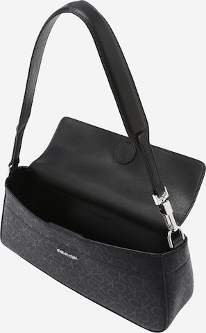 Borsa a spalla di Calvin Klein in nero