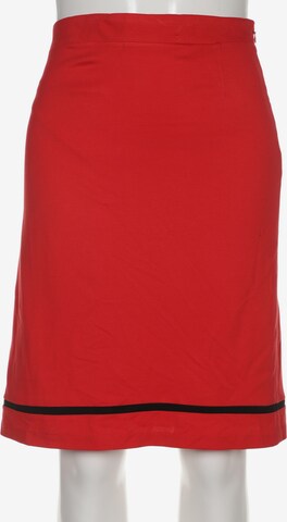POMPÖÖS Skirt in 6XL in Red: front