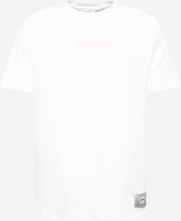 Family First - Camiseta en blanco: frente