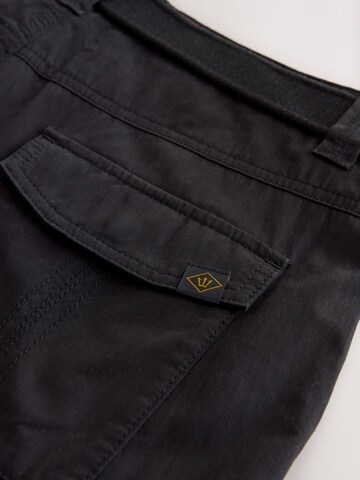 Next Normální Kapsáče – černá