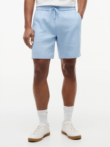 Pantalon chino TOMMY HILFIGER en bleu : devant