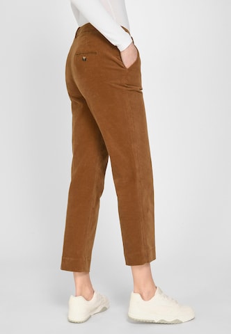 Regular Pantalon à plis DAY.LIKE en marron