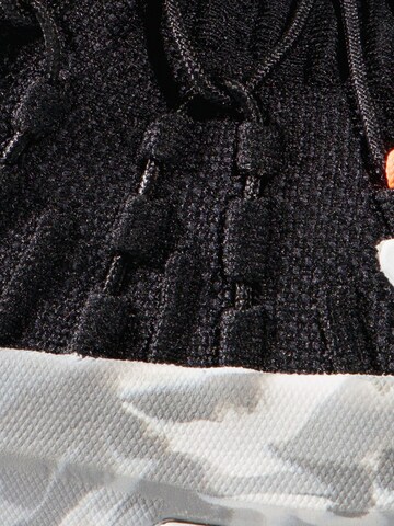 MAMMUT Halbschuh ‘Hueco Knit II' in Schwarz