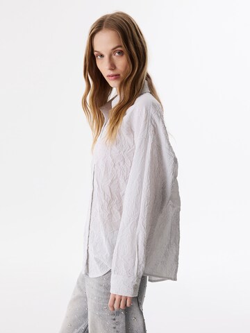Twist Blouse in Beige