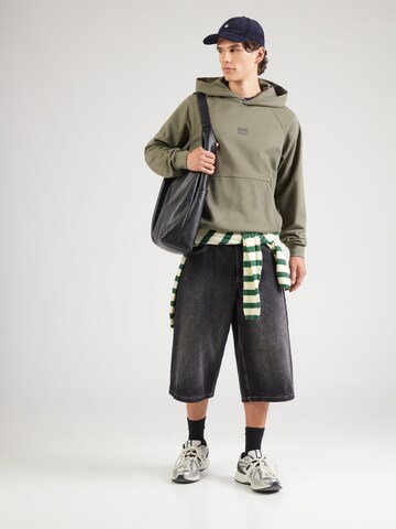 NAPAPIJRI - Sudadera 'B-ELEVATED' en verde