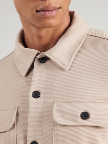 INDICODE JEANS Välikausitakki 'Nello' värissä beige