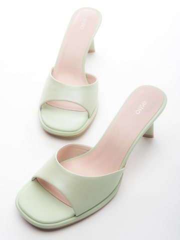 Estro Pantolette '247-9635'‌‌‌‌‌‌‌‌‌‌ in Grün