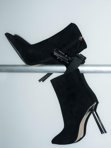 Estro Ankle Boots '8125-0501'‌‌‌‌‌‌‌‌‌ in Schwarz