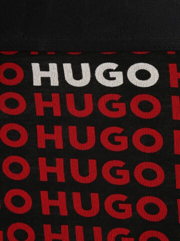 Boxeri de la HUGO pe roșu