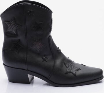 Miu Miu Stiefeletten 36,5 in Schwarz: predná strana