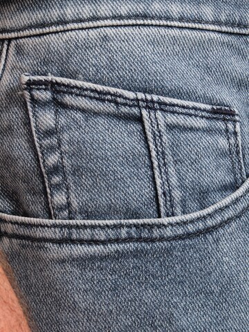 Volcom Regular Jeans in Blau