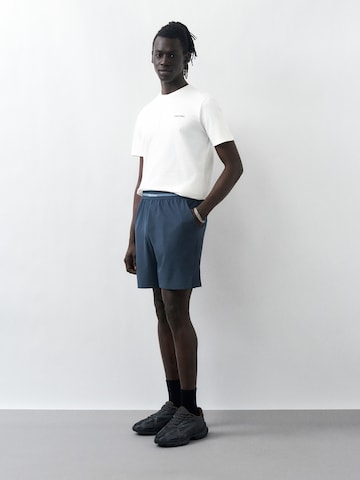 Calvin Klein T-shirt i vit