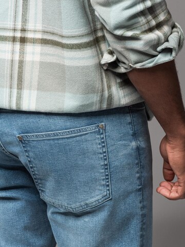 Ombre Regular Jeans in Blauw