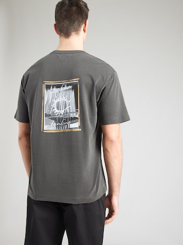 Maglietta 'Sagergei' di Samsøe Samsøe in nero: frontale